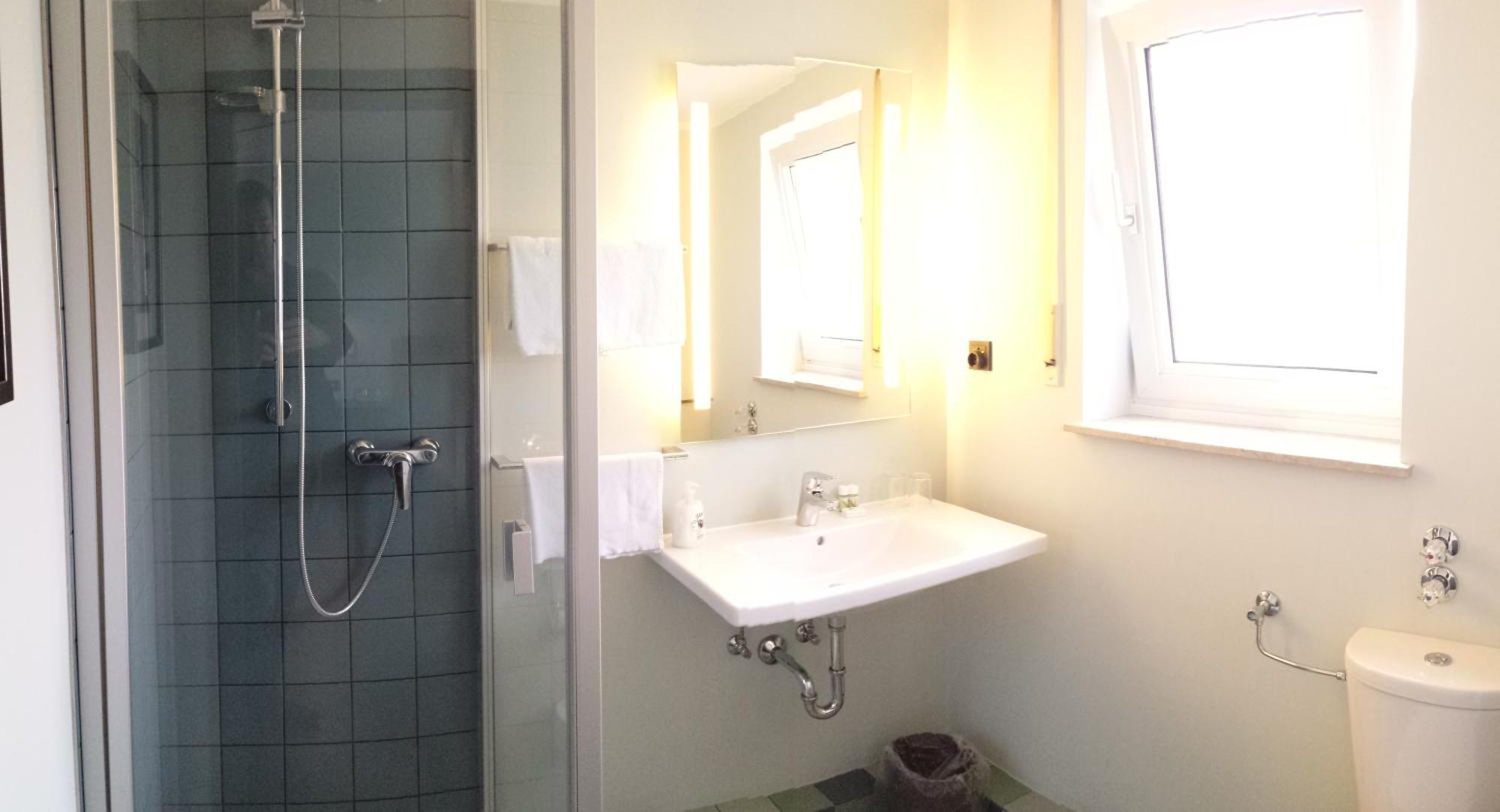 Hotel Henry Dreieich Oda fotoğraf