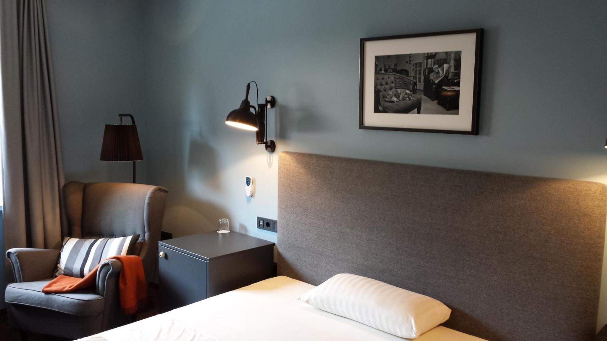 Hotel Henry Dreieich Oda fotoğraf